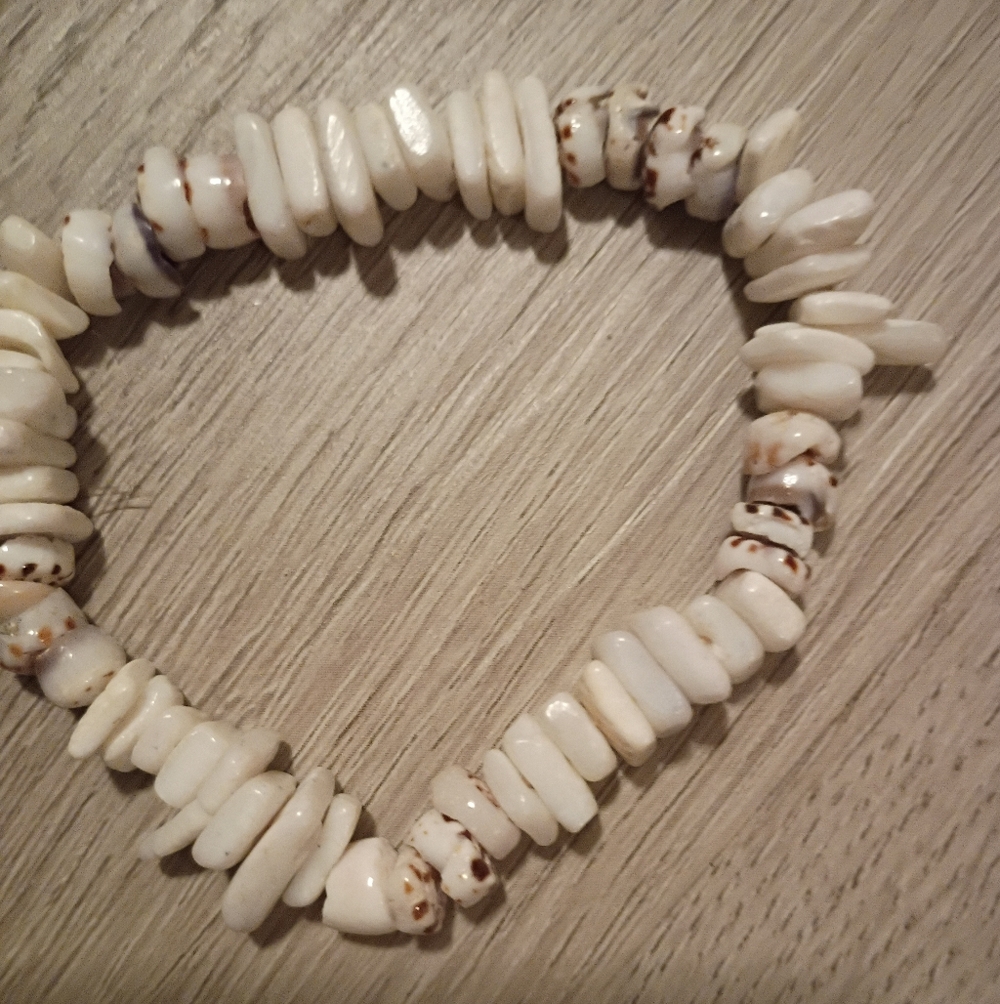 Women's stretchable Bracelet